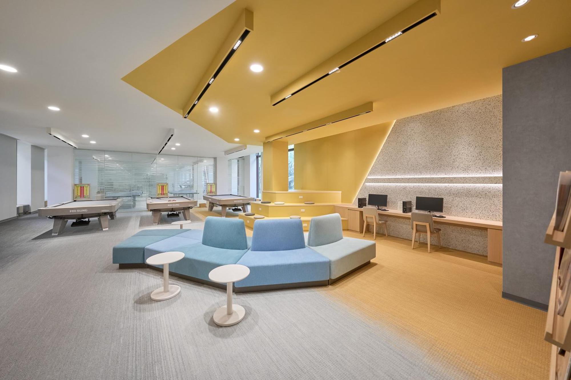 ג'יאושי Hotel Royal Chiao Hsi מראה חיצוני תמונה Library