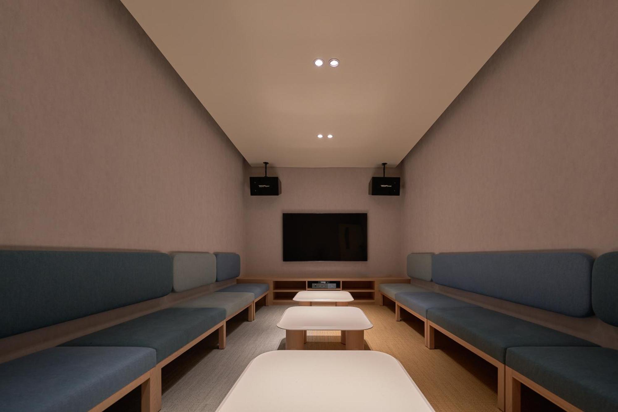 ג'יאושי Hotel Royal Chiao Hsi מראה חיצוני תמונה The screening room