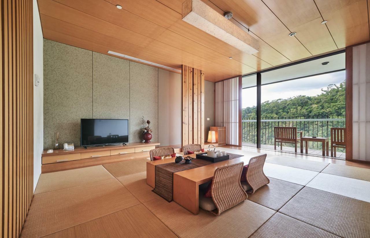 ג'יאושי Hotel Royal Chiao Hsi מראה חיצוני תמונה A Japanese-style room at the hotel