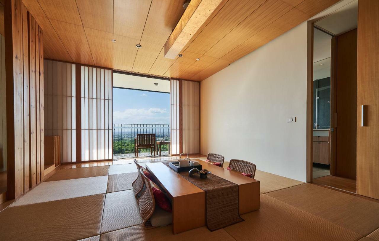 ג'יאושי Hotel Royal Chiao Hsi מראה חיצוני תמונה A Japanese-style room at the hotel