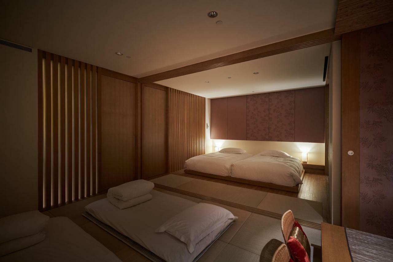 ג'יאושי Hotel Royal Chiao Hsi מראה חיצוני תמונה A room at the hotel